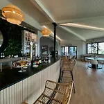Augusta & Garden Hotel
