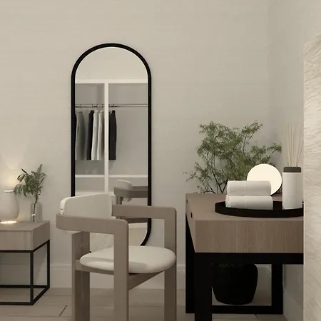 מלון Augusta & Garden 4*