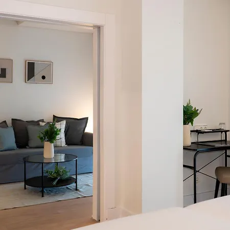 Augusta & Garden Hotel 4*