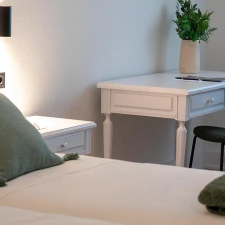 Augusta & Garden Hotel